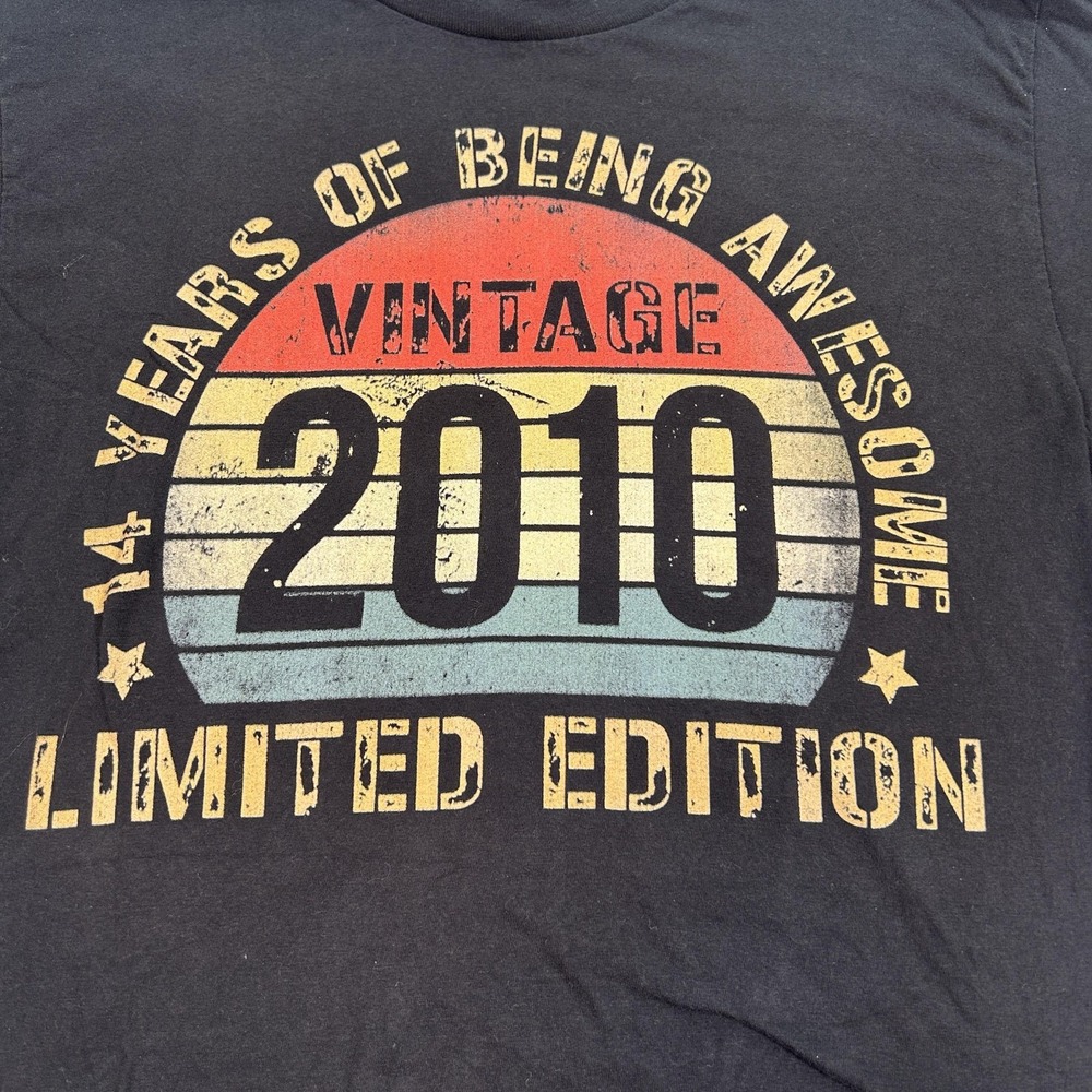 2010 Limited‎ Edition Shirt Mens Small Black Vintage Style Birthday Tee Graphic
